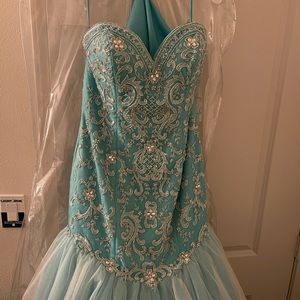 Alfred Angelo Disney wedding gown